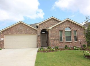 2417 Evening Stone Dr, Aubrey, TX 76227