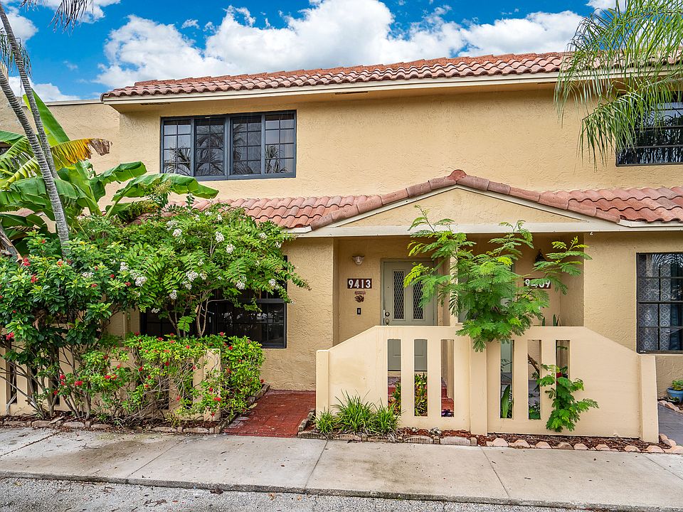 1st image of 9413 NW 39th Pl
