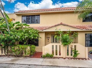 9413 NW 39th Pl, Sunrise, FL 33351