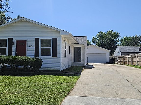 3rd image of 2661 Avenue L