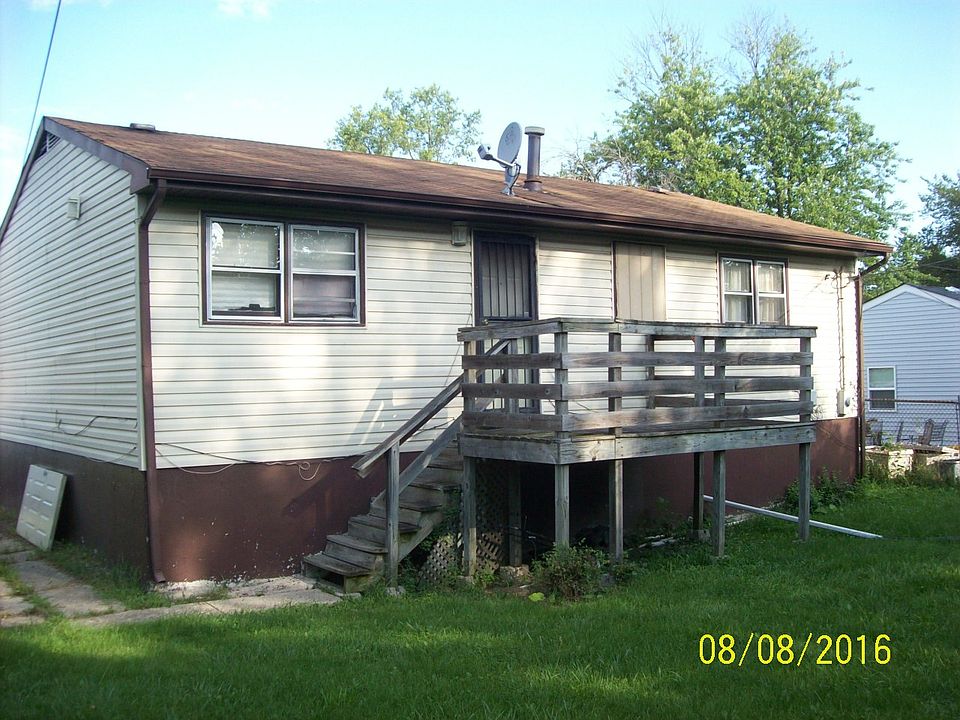 2nd image of 1939 Ashland Ave