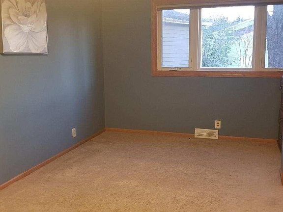 Main bedroom.Extra long