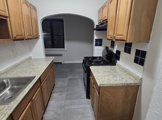 25-26 Van Velsor Pl #L2, Newark, NJ 07112