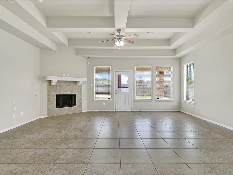 23023 Verona Vista Dr — Photo 10