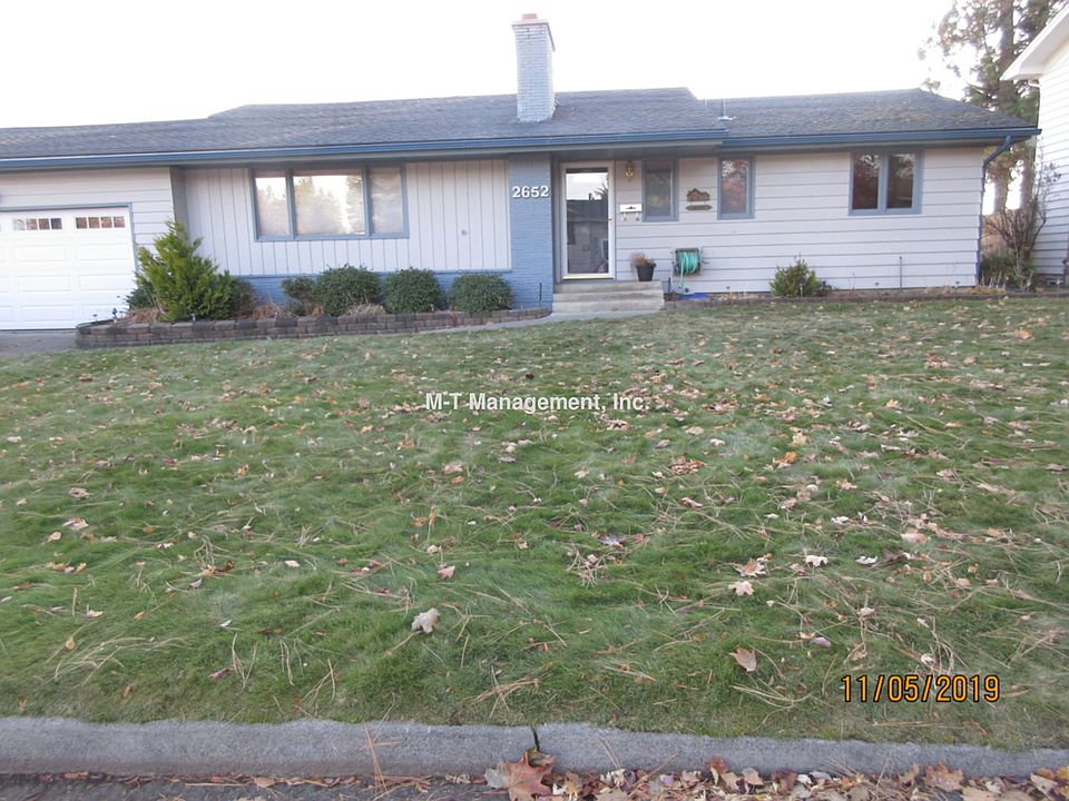 1st image of 2652 E 39th Ave