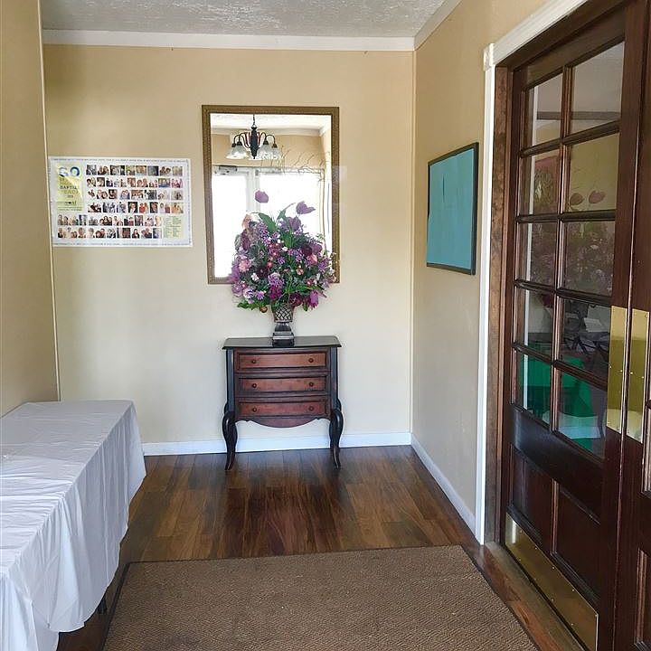 2nd image of 3034 Apostle Rd