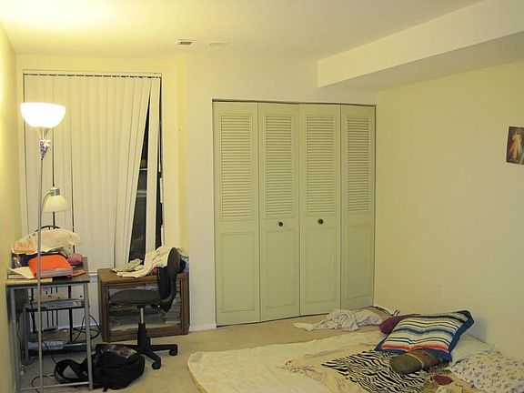 4th image of 24 Shrewsbury Green Dr Unit F