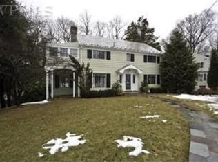 156 Taymil Rd, New Rochelle, NY 10804