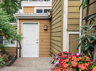 1626 Village Park Pl, West Linn, OR 97068