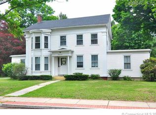 27 Pleasant St, Windsor, CT 06095