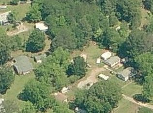 92 Self Rd, Anniston, AL 36201