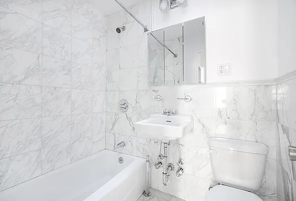 Rented by CitySites Real Estate Group | media 16