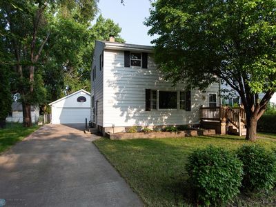 705 15th St N, Moorhead, MN, 56560