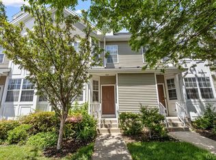 1605 Blossom Cir, Dayton, NJ 08810