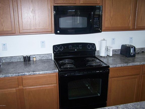 5th image of 15662 N 185th Ave