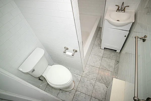 Rented by Rita S Citrin, LREB | media 5