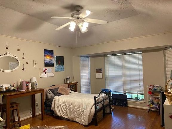 4th image of 30318 Winfro Dr