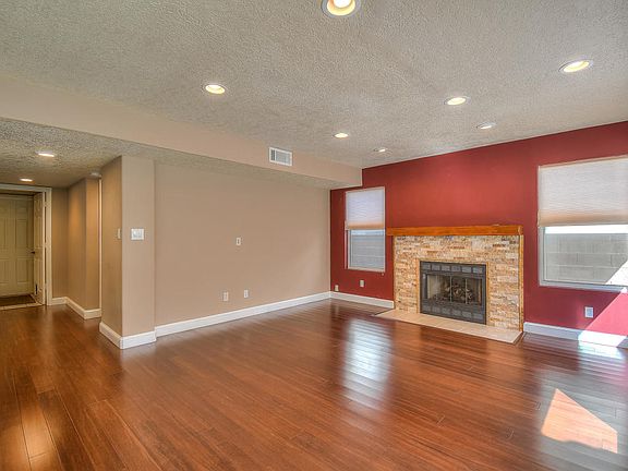 4th image of 8408 Manuel Cia Pl NE