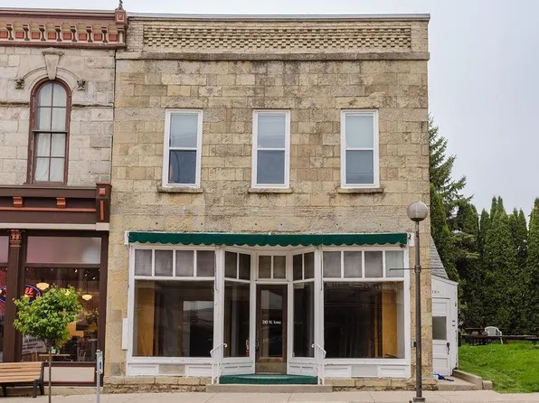 210 N Iowa Street, Dodgeville, WI 53533