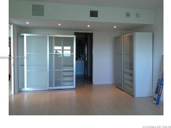 4th image of 14951 E Royal Oaks Ln #1703