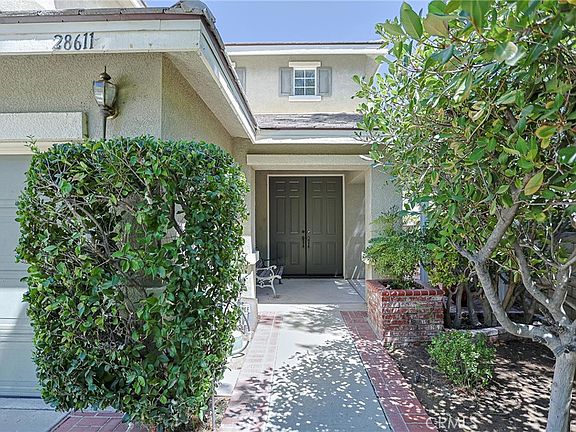 3rd image of 28611 Lupine St