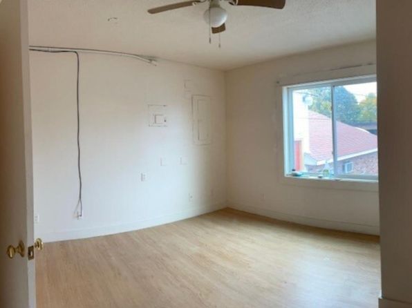 1158 Forest Ave APT A