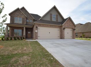 215 Saint Vincent St, Lowell, AR 72745