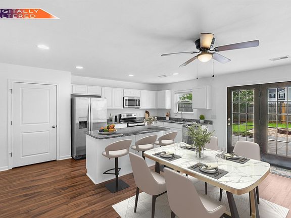 4th image of 113 Traditions Blvd