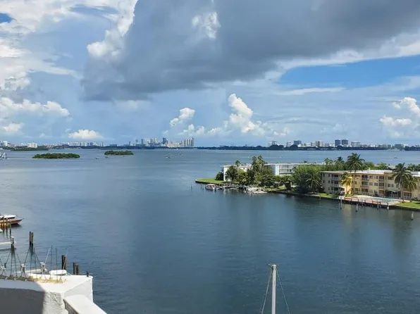 7933 West Dr APT 818, North Bay Village, FL 33141