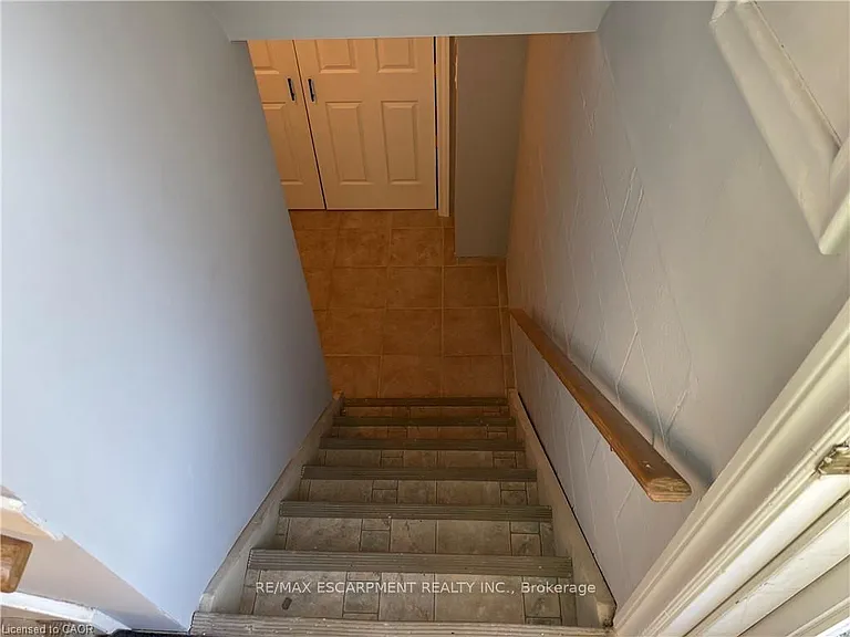 26 Stewart Ave #LOWER — Photo 13