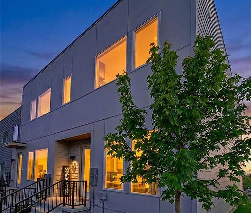 1st image of 64 Fern Ave Unit 9