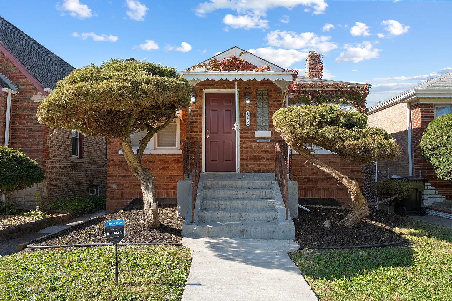 10452 S Prairie Ave photo 1