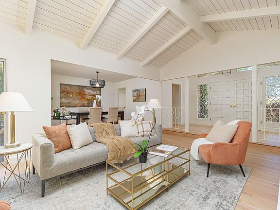 3rd image of 363 Los Cerros Drive