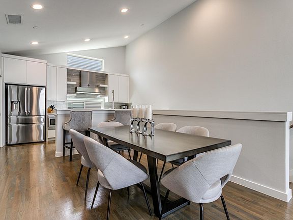 4th image of 1839 Euclid Ave #2