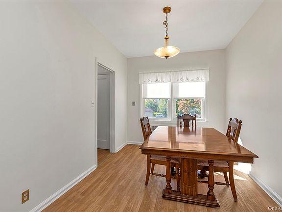 5th image of 189-21 46th Road