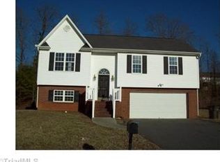 4344 Moat Dr, Winston Salem, NC 27105