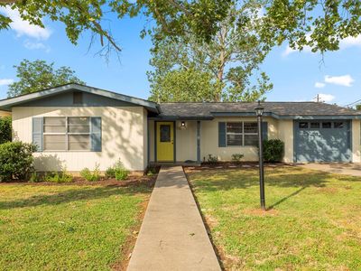 331 W Nimitz St, Fredericksburg, TX, 78624
