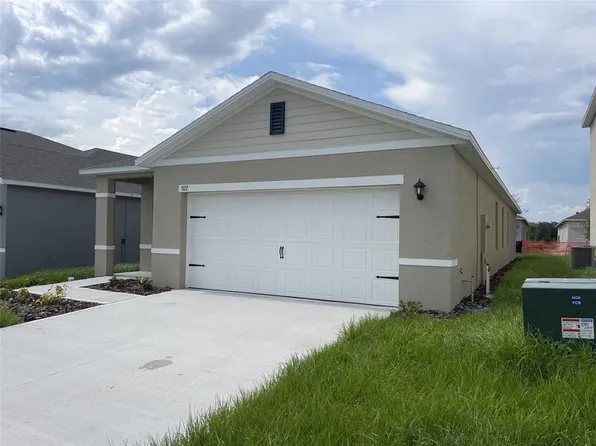 927 Waterfall Blvd, Davenport, FL 33837