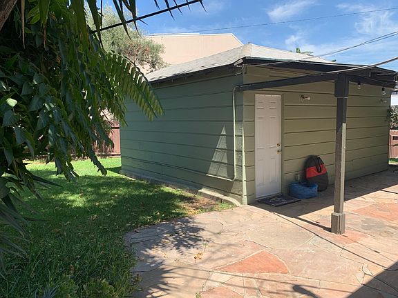 5th image of 506 N Toluca Park Dr