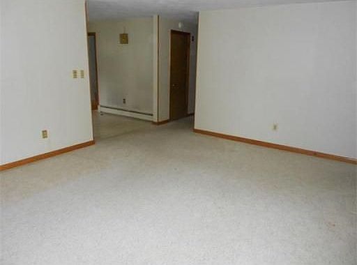 4th image of 151 Blackstone St
