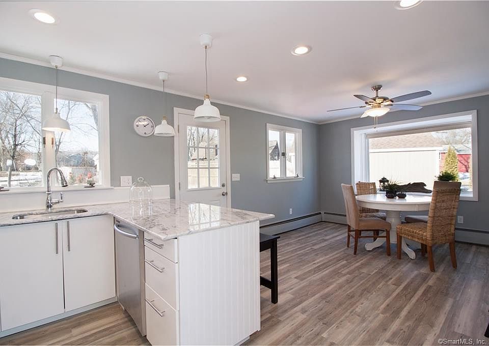 1st image of 6 Hittleman Ct