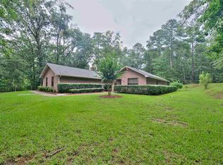 9305 Old Chemonie Rd, Tallahassee, FL 32309