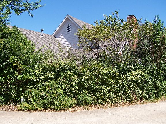 5th image of 804 Cresside Ln