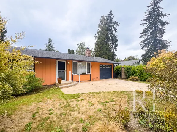 681 NE Cottonwood Dr, Bremerton, WA 98311