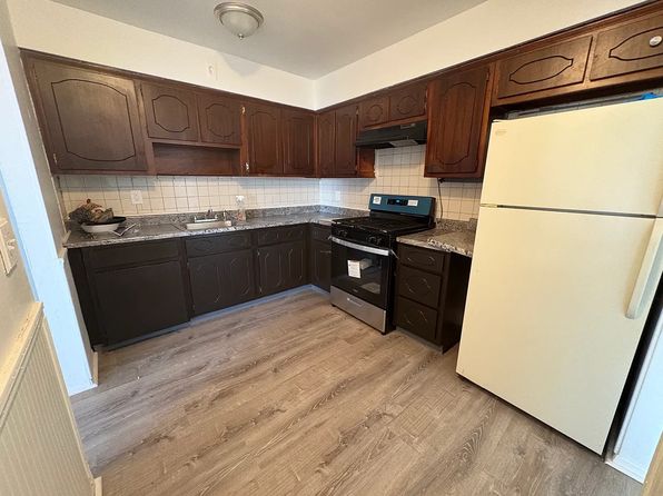 310 Lake Ave #3