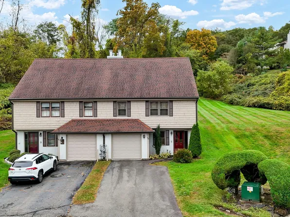 38 Potter Crossing #38, Wethersfield, CT 06109