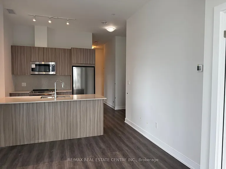 430 Square One Dr #519 — Photo 8