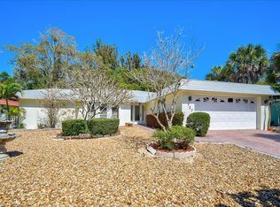 727 Birdsong Ln, Sarasota, FL 34242