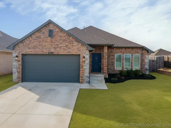 14736 S Maplewood Pl, Bixby, OK 74008