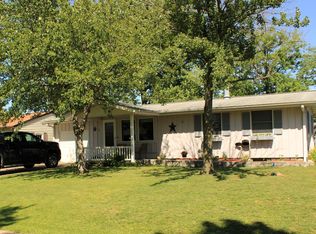 25 Pleasant Ln, Keokuk, IA 52632